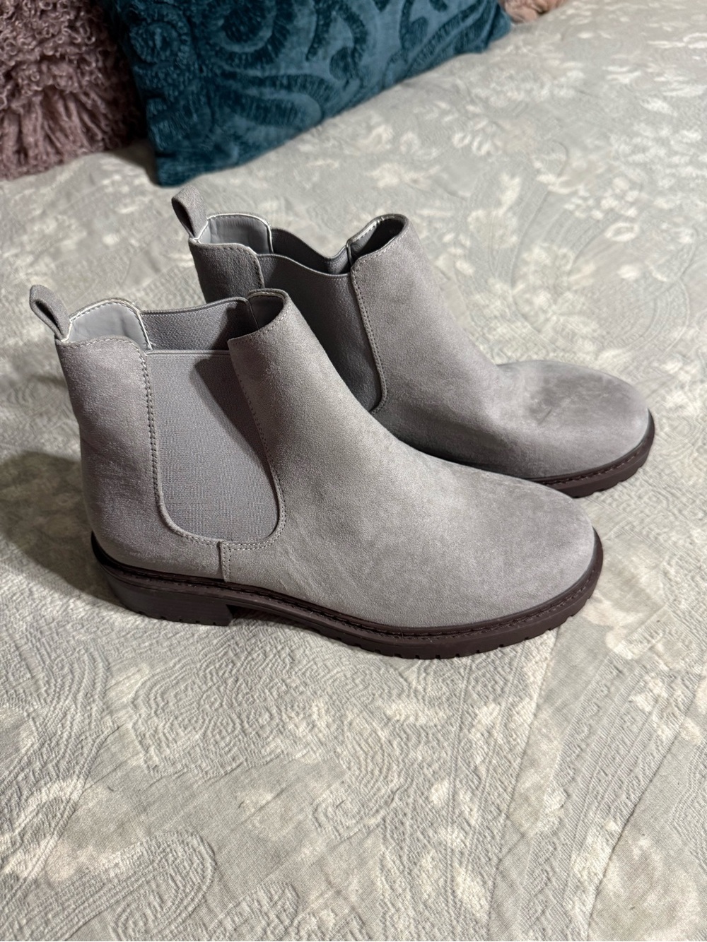 Women's Gray Suede Chelsea Ankle Boots